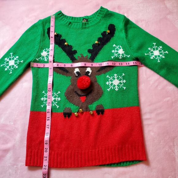FOREVER 21 Jingling Reindeer Sweater  S - Picture 6 of 6